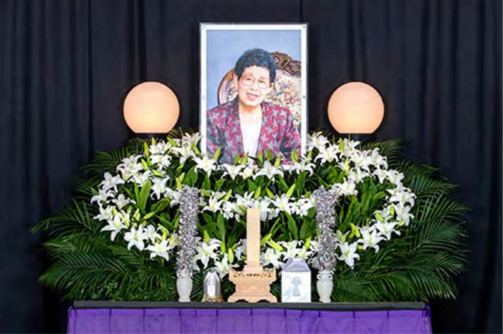 家族葬 ユリ